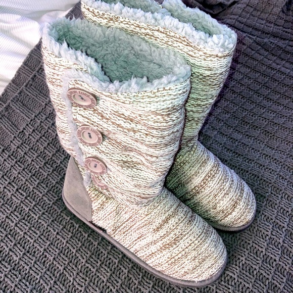 Muk Luk boots